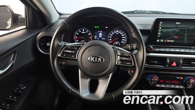 Kia K3 Standard 2021 — фото 12