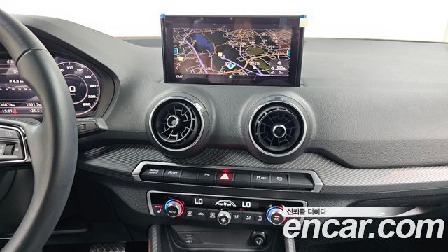 Audi Q2 35 TDI Premium 2020 — фото 13