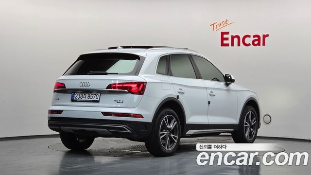 Audi Q5 (FY) 40 TDI Quattro 2022 — фото 2