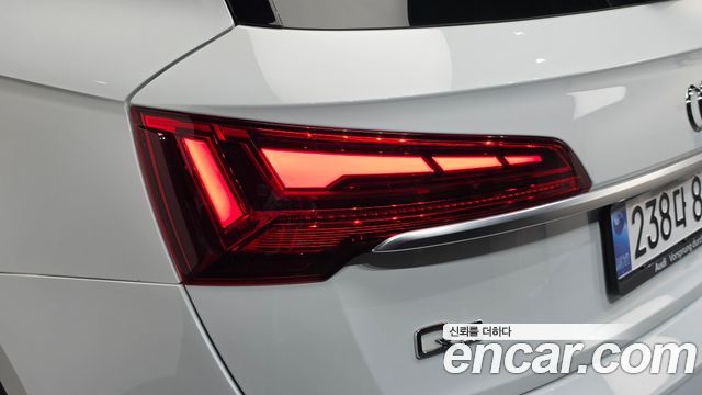 Audi Q5 (FY) 40 TDI Quattro 2022 — фото 23