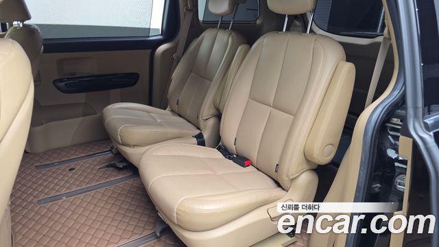 Kia Carnival Gasoline 9-Seater Noblesse Special 2020 — фото 26