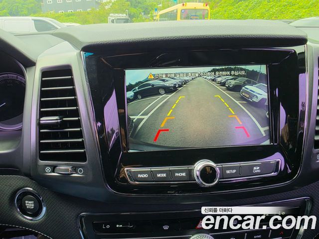 KG Mobility (SsangYong) Rexton Sports Khan Diesel 2.2 2WD Prestige 2021 — фото 14