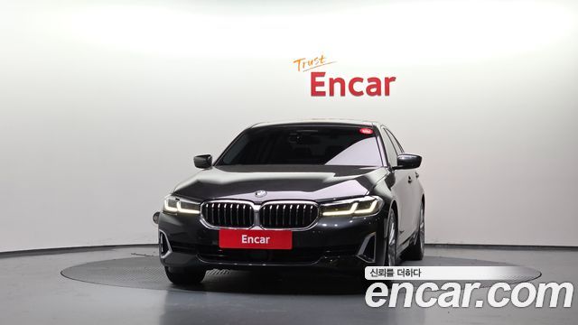 BMW 5 Series (G30) 523d xDrive Luxury 2021 — фото 3
