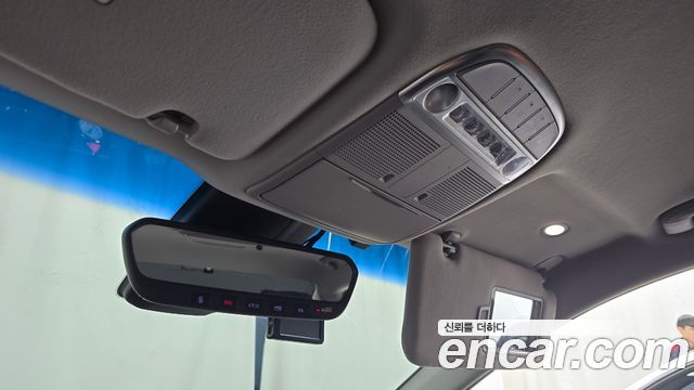 Genesis EQ900 3.3 T-GDI AWD Premiun Luxury 2016 — фото 23