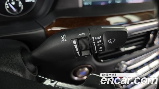 Genesis EQ900 3.3 T-GDI AWD Premiun Luxury 2016 — фото 34