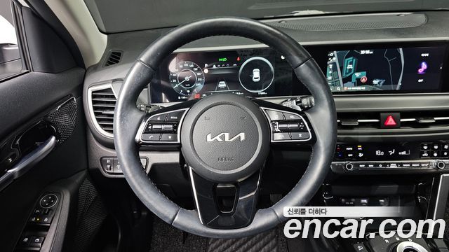 Kia Seltos Gasoline 2.0 2WD Signature 2023 — фото 18