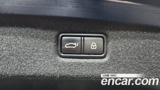 Genesis G90 3.8 AWD Luxury 2020 — фото 18
