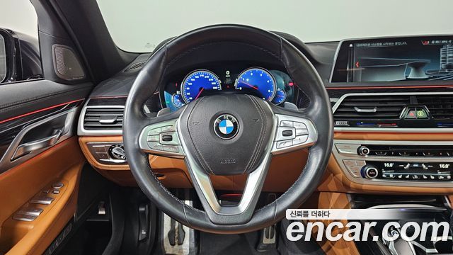 BMW 7 Series (G11) 740d xDrive M Sport 2018 — фото 13