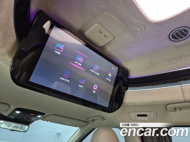 Kia Carnival (IV) HEV 7-Seater Hi Limousine Signature 2025 — фото 17