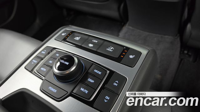 Genesis G80 2.2D Premium Luxury 2018 — фото 19