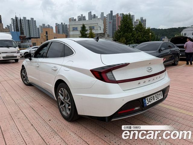 Hyundai Sonata (DN8) 2.0 Premium Plus 2022 — фото 2