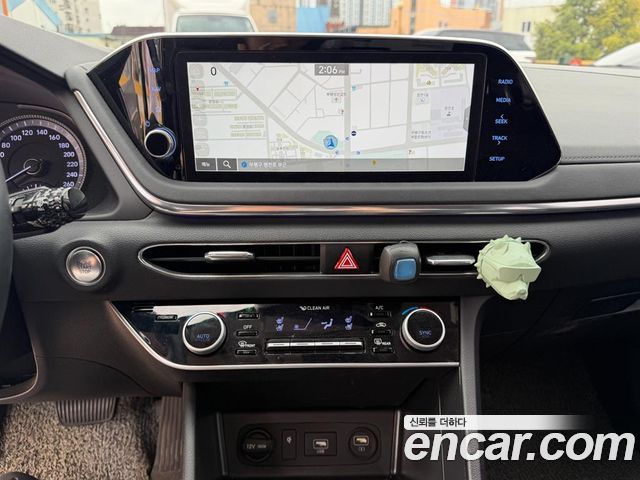 Hyundai Sonata (DN8) 2.0 Premium Plus 2022 — фото 17