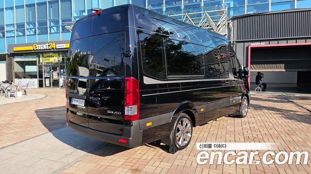 Hyundai Solati 15-seater Luxury 2024 — фото 2
