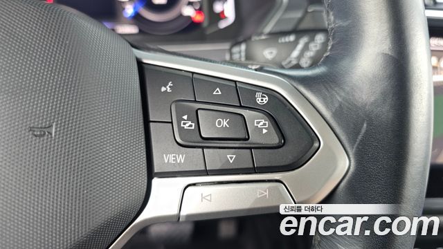 Volkswagen Tiguan Allspace 2.0 TSI Prestige 2023 — фото 24