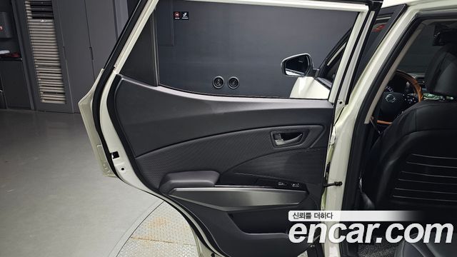 KG Mobility (SsangYong) Tivoli 1.6 2WD V3 2025 — фото 25