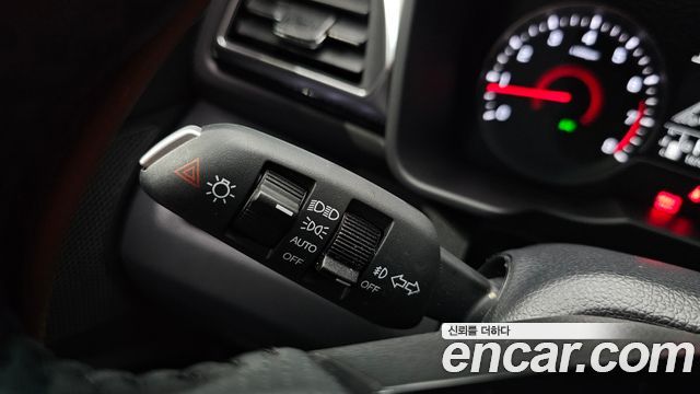 KG Mobility (SsangYong) Tivoli 1.6 2WD V3 2025 — фото 32
