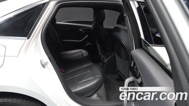 Audi A4 (B9) 35 TDI Premium 2021 — фото 12