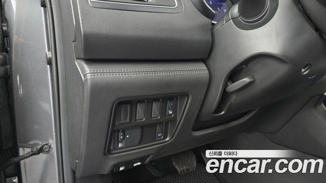 Renault Korea QM6 2.0 GDe PREMIERE 2WD 2021 — фото 29