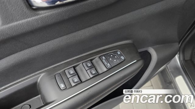 Renault Korea QM6 2.0 GDe PREMIERE 2WD 2021 — фото 33
