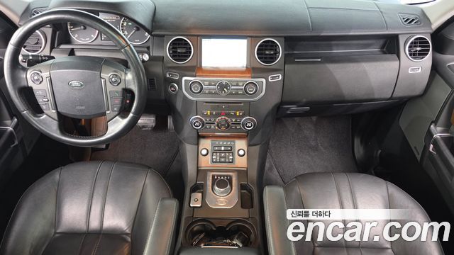 Land Rover Discovery 4 3.0 SDV6 HSE 2016 — фото 7