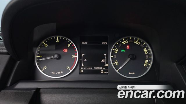Land Rover Discovery 4 3.0 SDV6 HSE 2016 — фото 8