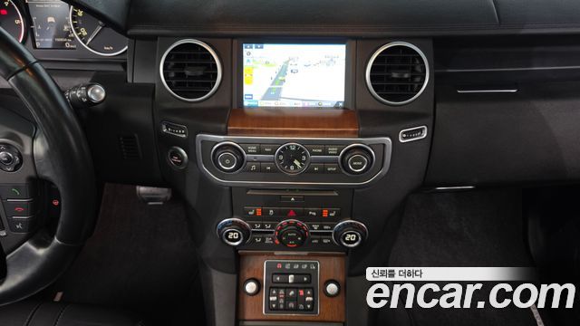 Land Rover Discovery 4 3.0 SDV6 HSE 2016 — фото 14