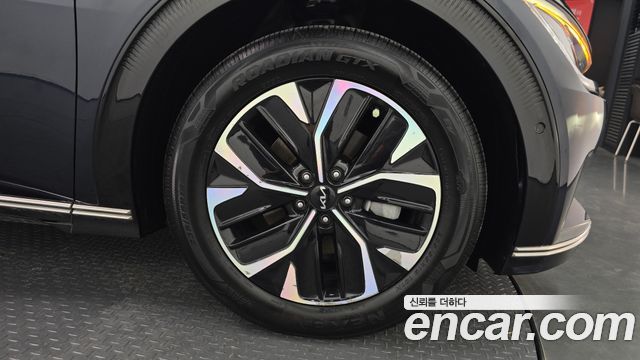 Kia EV6 Long Range Earth 2022 — фото 21