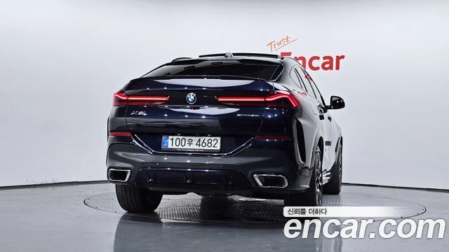 BMW X6 (G06) xDrive40i M Sport 2025 — фото 4