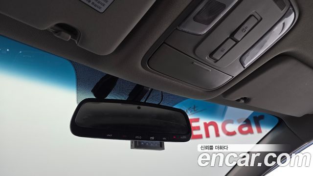 Kia Carnival 9-Seater Luxury 2019 — фото 17