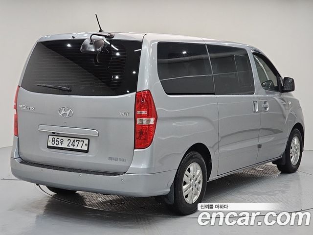 Hyundai Grand Starex Van 5-Seater Modern 2021 — фото 4