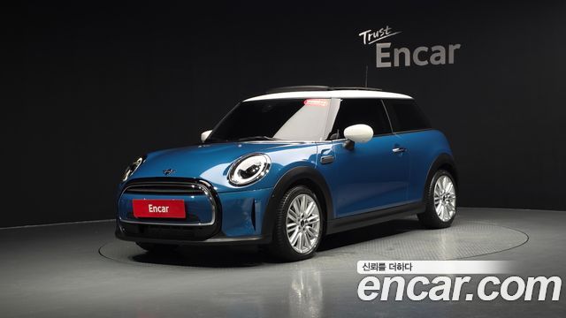 MINI Cooper Classic Plus Launch Pack Third Generation 2023 — фото 11