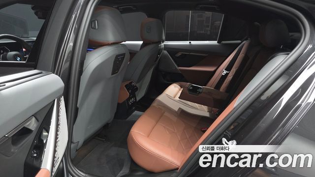 BMW 5 Series (G60) 530i xDrive M Sport 2026 — фото 15