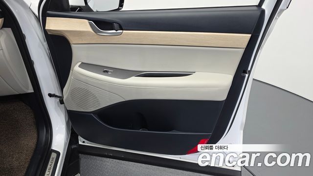 Hyundai Palisade Diesel 2.2 2WD Prestige 2023 — фото 24