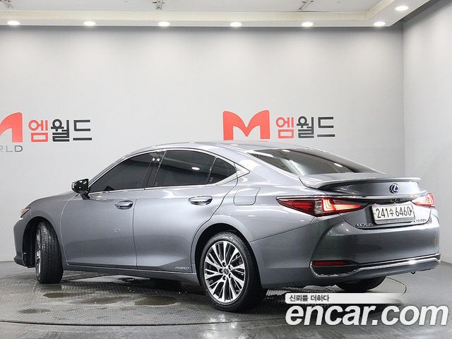 Lexus ES300h (VII) Luxury 2021 — фото 4