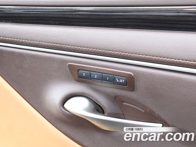 Lexus ES300h (VII) Luxury 2021 — фото 16