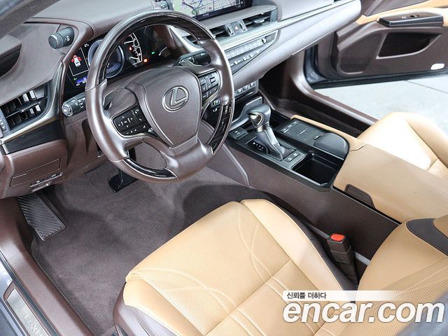 Lexus ES300h (VII) Luxury 2021 — фото 21