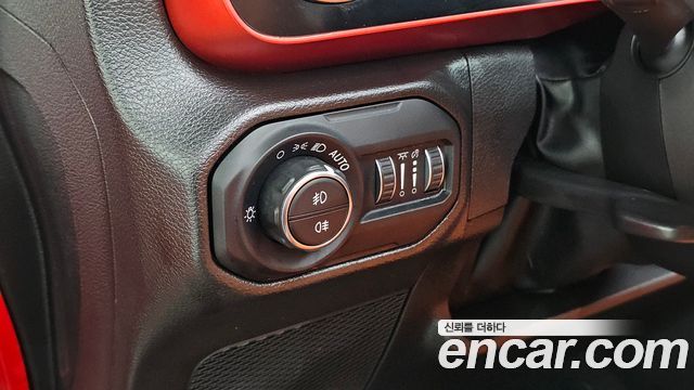 Jeep Wrangler (JL) 2.0 Overland 4Door 2023 — фото 30