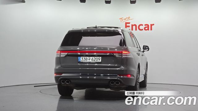 Lincoln Aviator (II) 3.0 Black Label AWD 2021 — фото 4