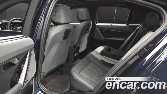 BMW 5 Series (G60) 530i xDrive M Sport 2026 — фото 15
