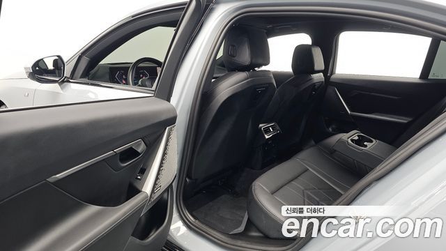 BMW 5 Series (G60) 520i Special Edition 2025 — фото 26