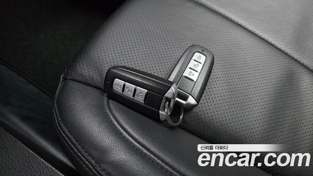 KG Mobility (SsangYong) Rexton W 2.2 4WD RX7 Luxury 2016 — фото 18