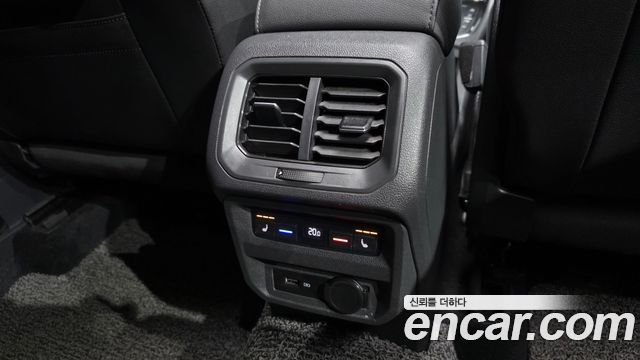 Volkswagen Tiguan Allspace 2.0 TDI Prestige 2020 — фото 19