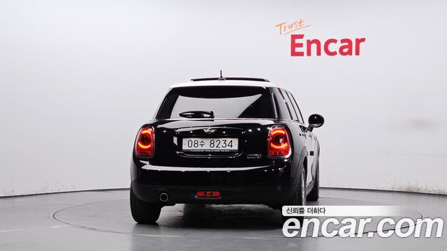 MINI Cooper 5Door HIGH 3rd 2018 — фото 4