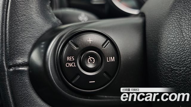 MINI Cooper 5Door HIGH 3rd 2018 — фото 17