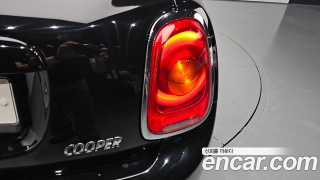 MINI Cooper 5Door HIGH 3rd 2018 — фото 23