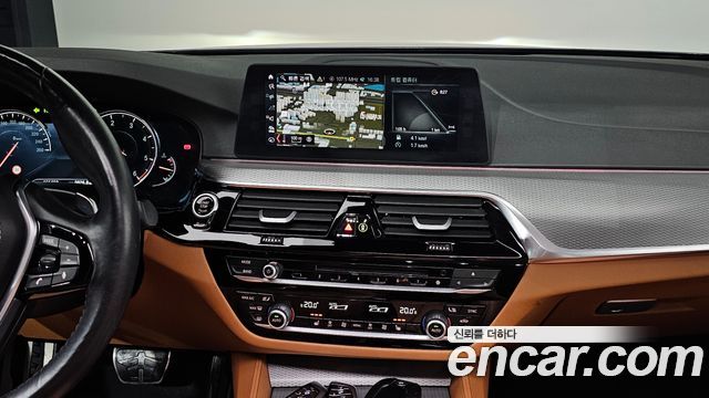 BMW 5 Series (G30) 520d M Sport package 2017 — фото 14