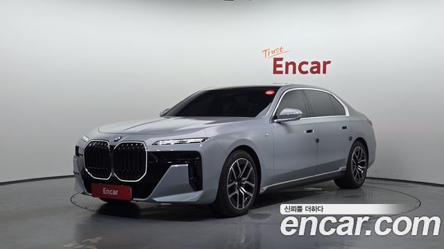 BMW 7 Series (G70) 740d xDrive M Sport 2025 — фото 1