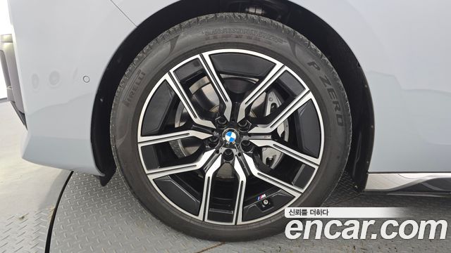 BMW 7 Series (G70) 740d xDrive M Sport 2025 — фото 5