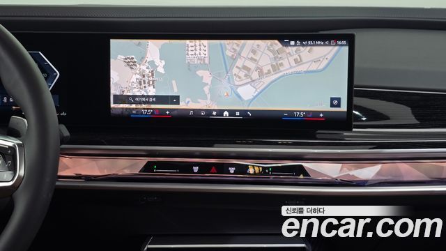 BMW 7 Series (G70) 740d xDrive M Sport 2025 — фото 13
