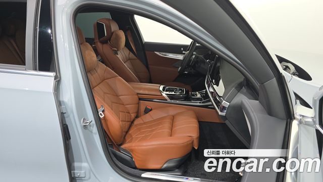 BMW 7 Series (G70) 740d xDrive M Sport 2025 — фото 26